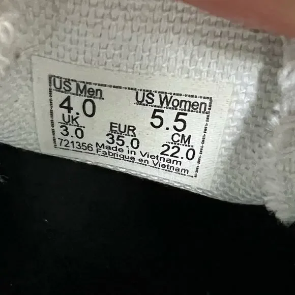 Vans x Horror The Shining Slip-On Shoes Men's 4 Women's 5.5 RARE - Picture 10 of 10